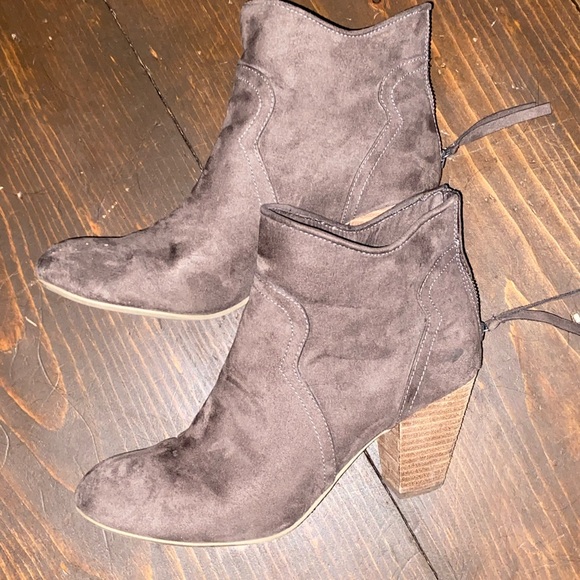 REPORT vegan suede booties very good condition - Picture 2 of 3
